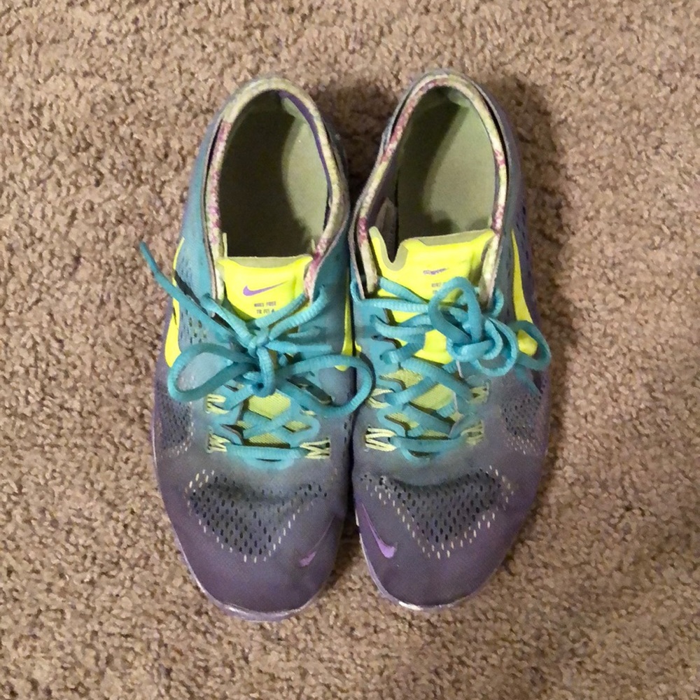 Nike Free Runs
